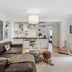 Bristol Apt-s By Interhome *